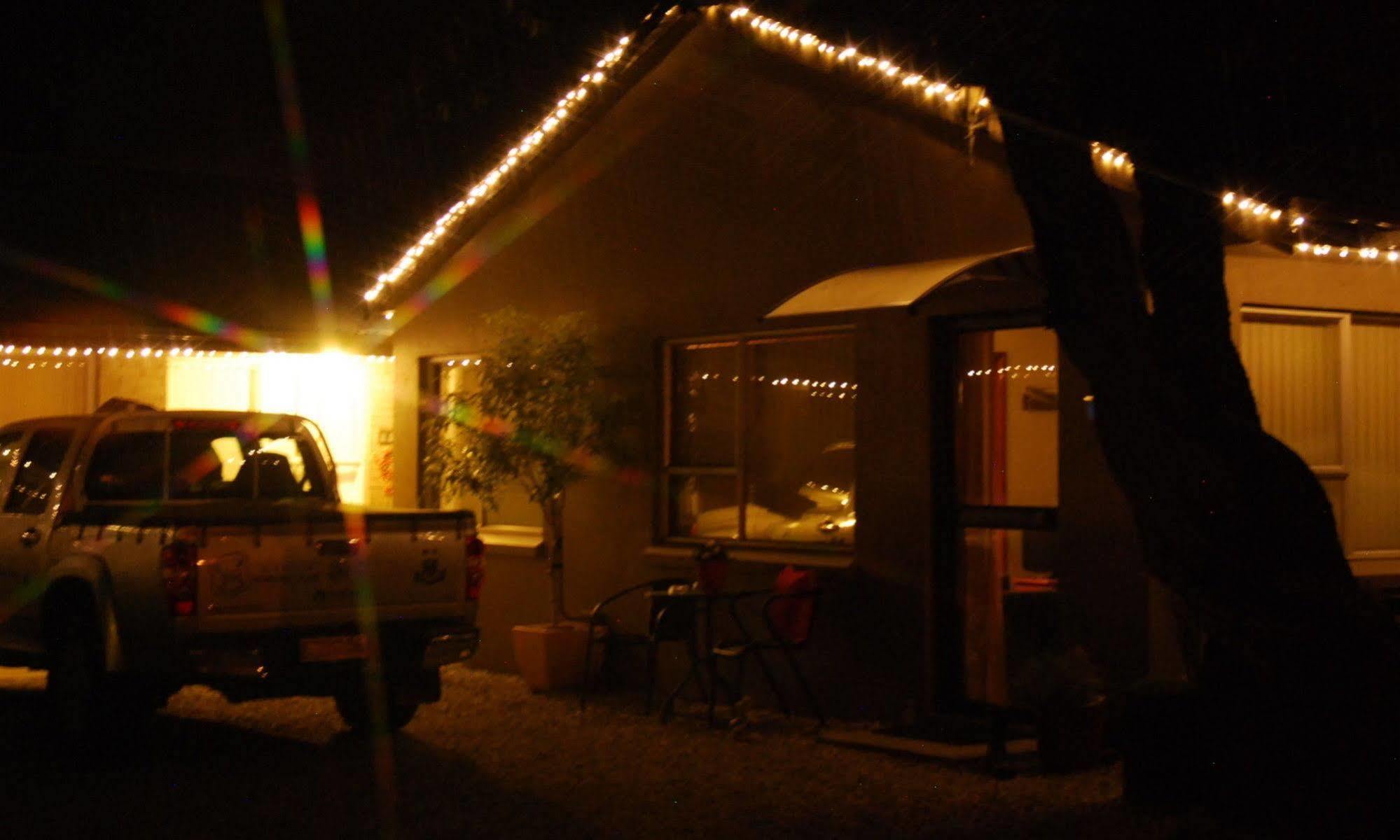 Almond Court Motel Alexandra Exterior foto